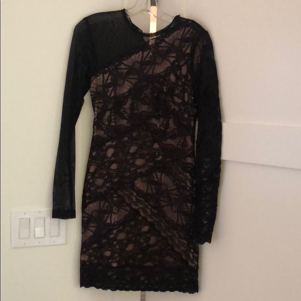 Nicole Miller long sleeve lace mini dress